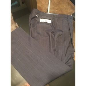 Haggar Men’s dress pants . 32W x 32L
